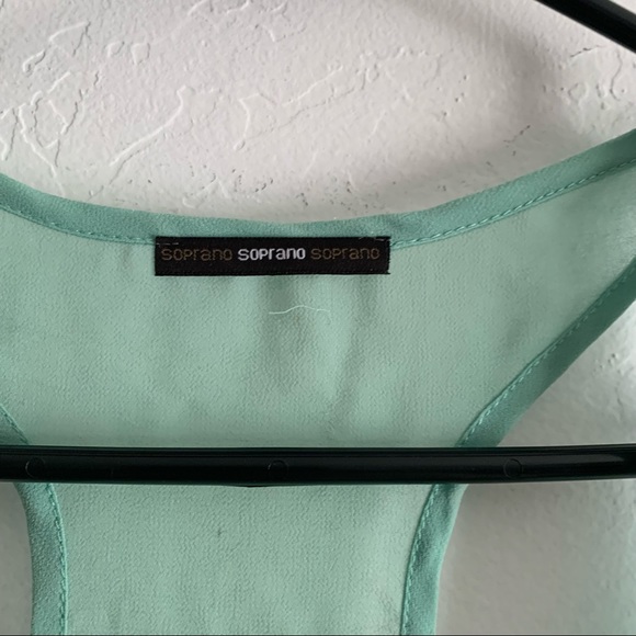 Green tank top by Soprano tunic blouse medium - Picture 4 of 6